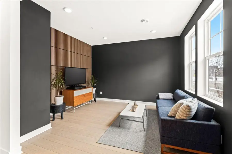 850 Mount Curve Boulevard #H, Saint Paul, MN 55116 - Image #2