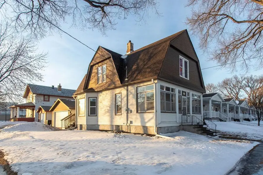 804 N 3rd Street N, Fargo, ND 58102 - Image #3