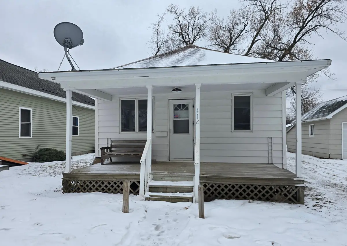 418 3rd Street Sw, Pipestone, MN 56164 - #1