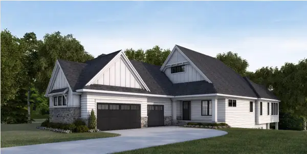 588 Harbor Court, Shoreview, MN 55126