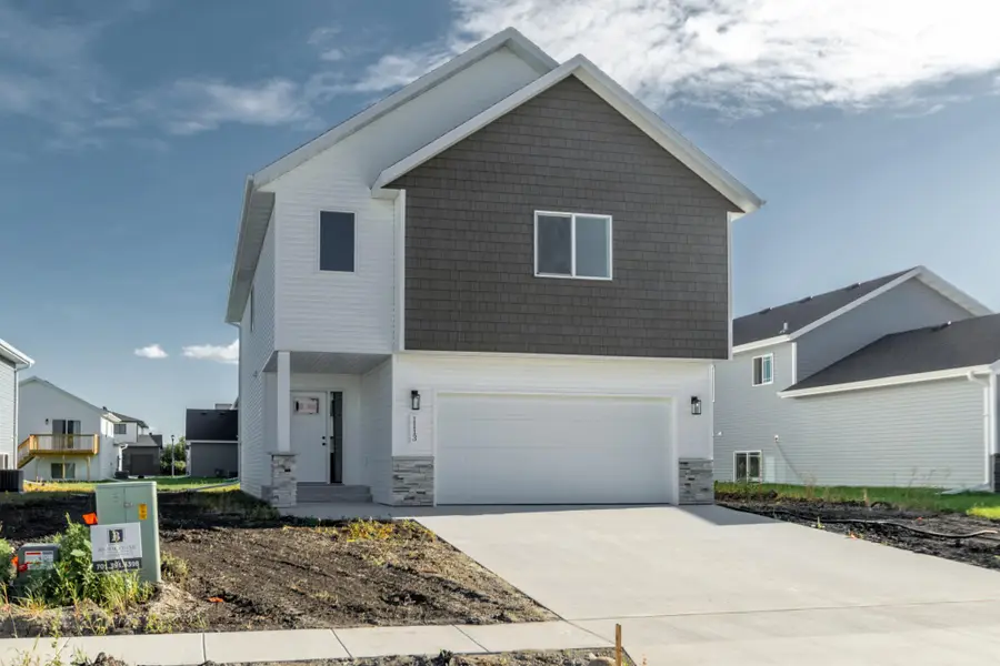1113 60th Avenue W, West Fargo, ND 58078 - Image #2