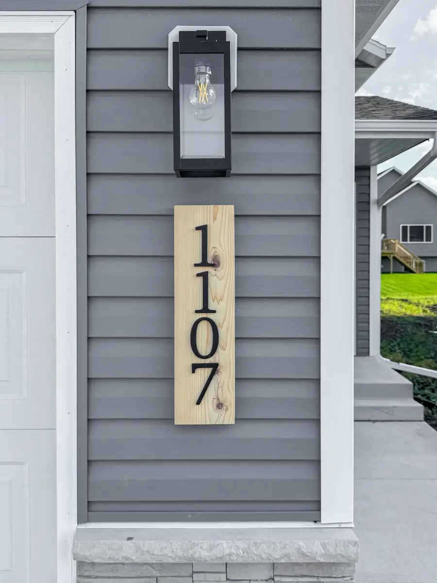 1107 60th Avenue W, West Fargo, ND 58078 - Image #2