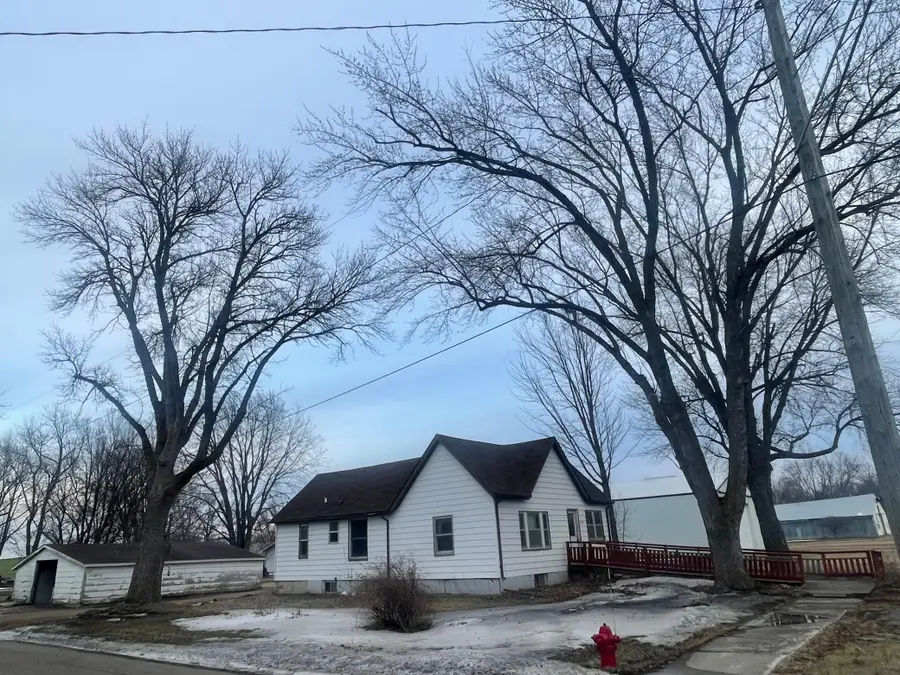 200 5th Street, Walnut Grove, MN 56180 - #2