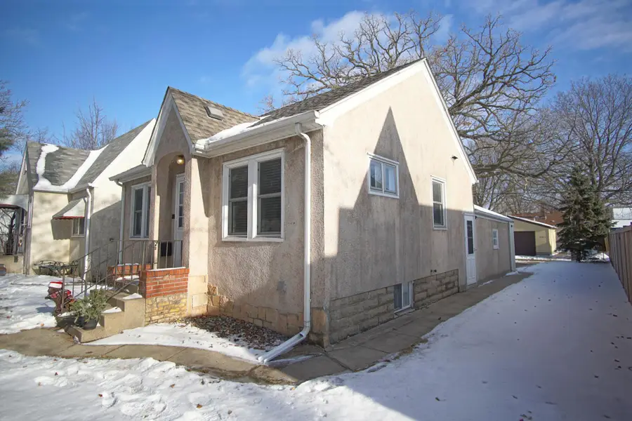 4609 34th Avenue S, Minneapolis, MN 55406 - #3