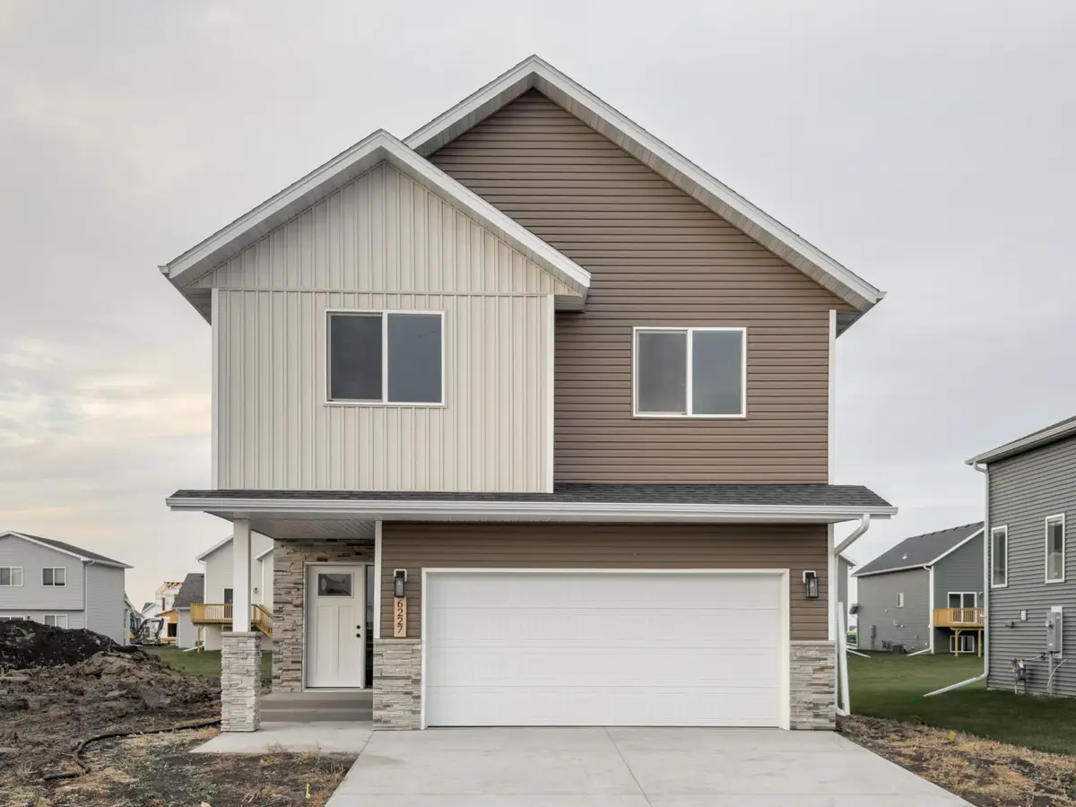 6227 87th Avenue S, Horace, ND 58047 - #1