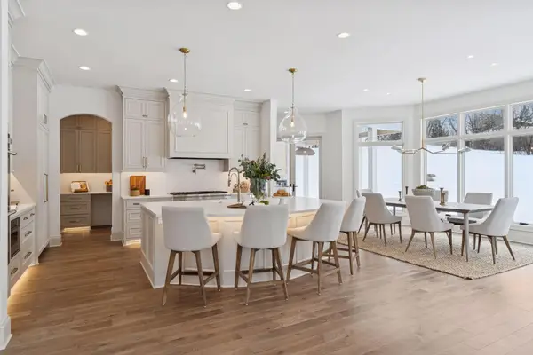 285 North Shore Dr, Minnetrista, MN 55364