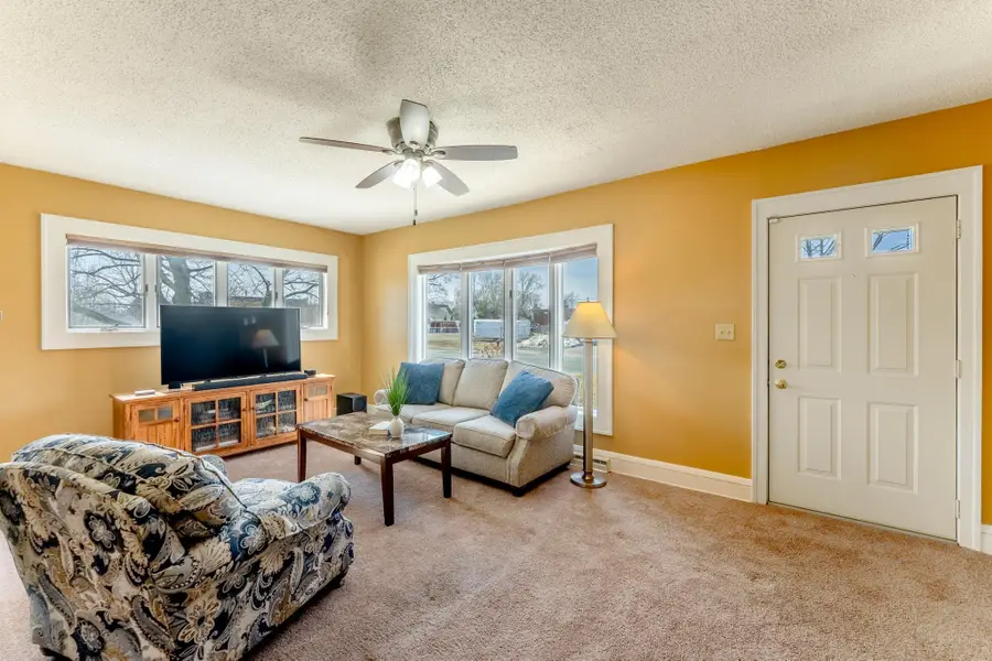 3693 Laverne Avenue N, Lake Elmo, MN 55042 - #3