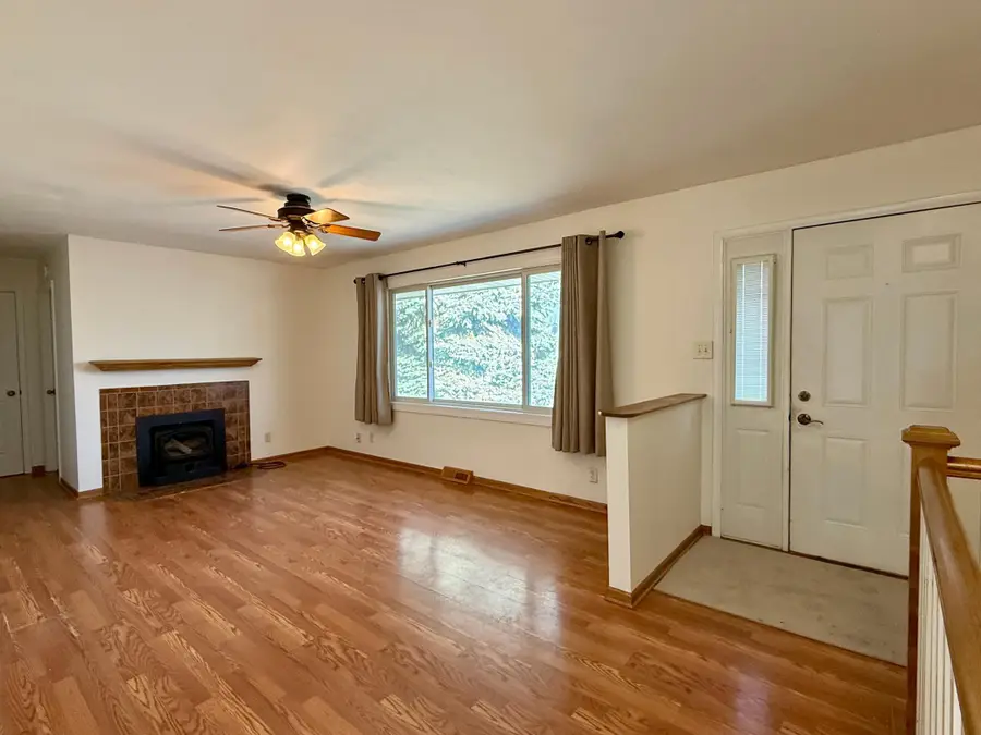 109 N 6th Avenue, Albert Lea, MN 56007 - #2