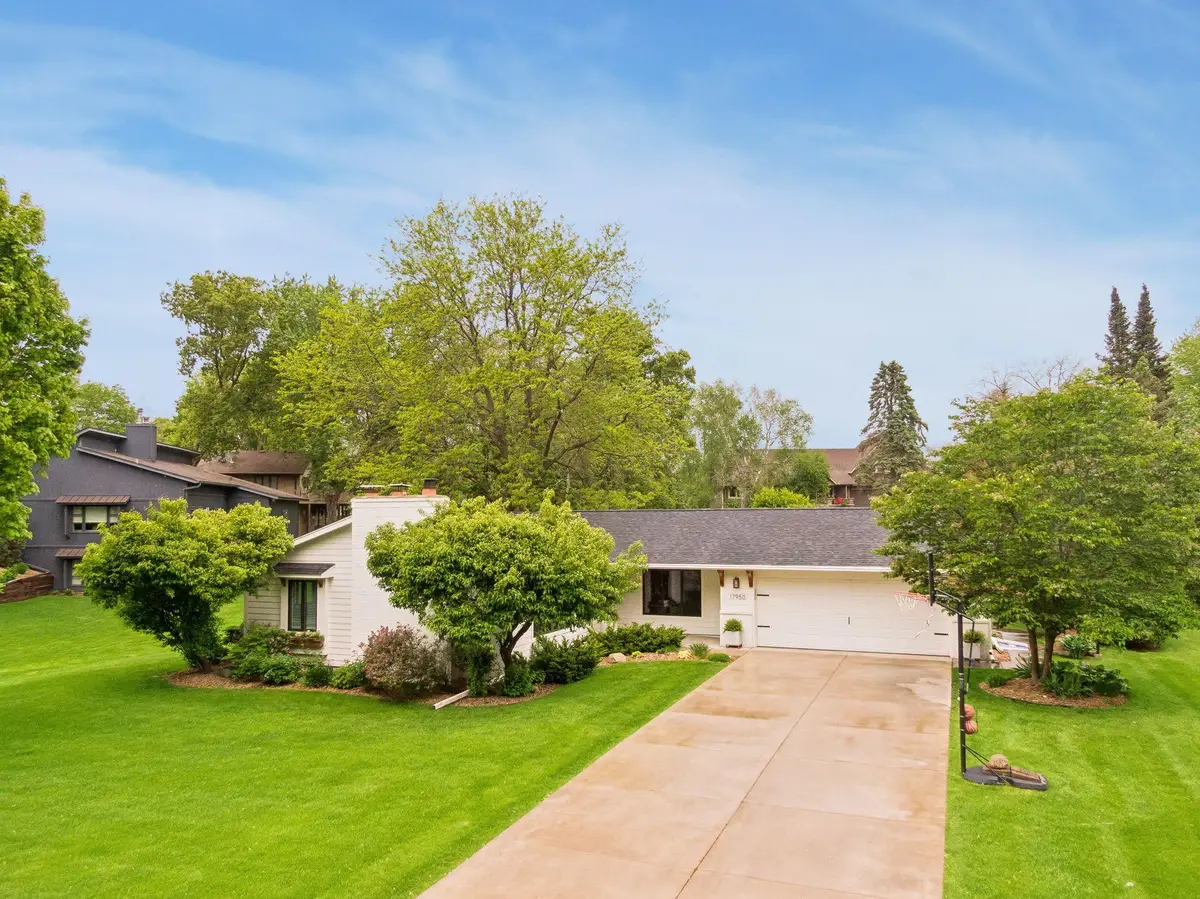 17950 3rd Avenue N, Plymouth, MN 55447 - #1
