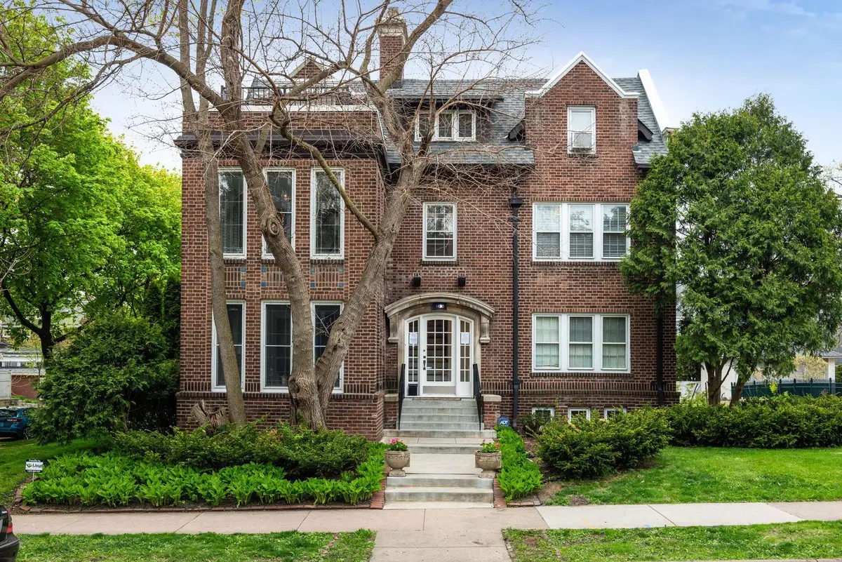 1820 Girard Avenue S, Minneapolis, MN 55403 - #1