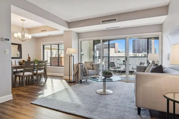 1201 Yale Place #608, Minneapolis, MN 55403