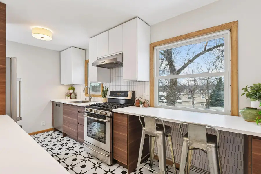 9015 Stanlen Road, Saint Louis Park, MN 55426 - #3