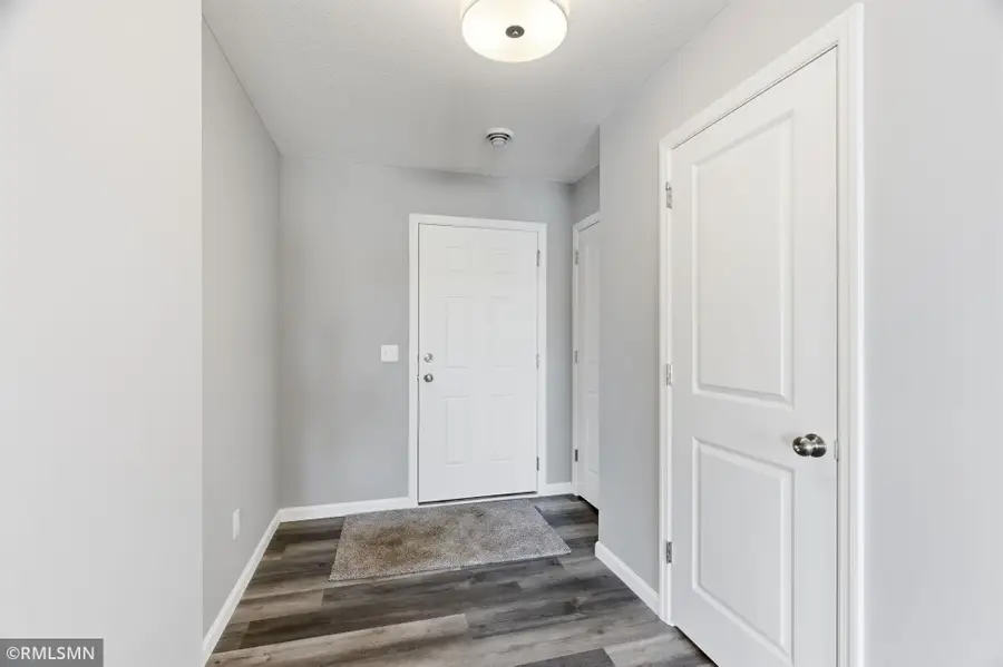 10580 Goodview Avenue S, Cottage Grove, MN 55016 - #2