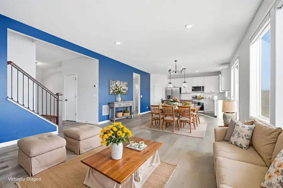 11725 35th Street N, Lake Elmo, MN 55042 - #2