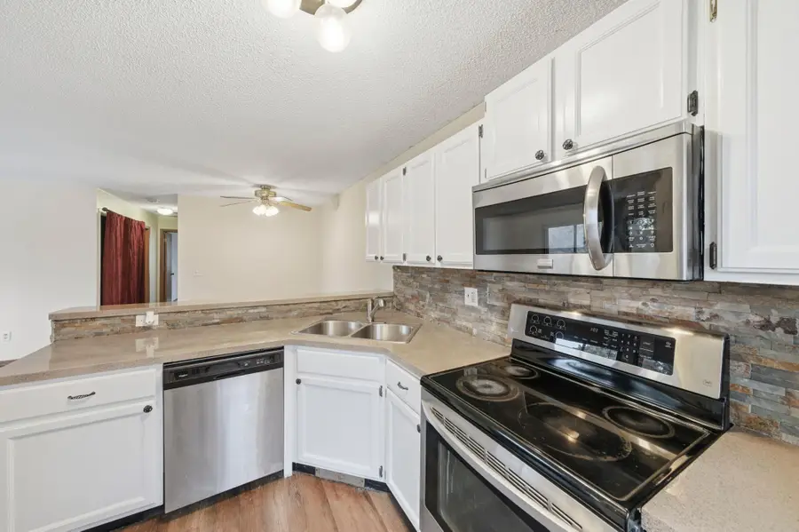 6129 78th Avenue N, Brooklyn Park, MN 55443 - #2