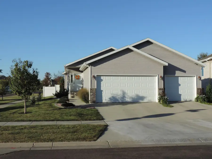 4797 Clock Tower Lane S, Fargo, ND 58104 - #2