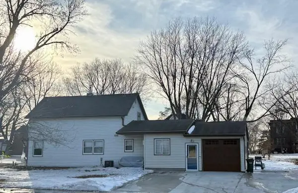 16 1st Street Ne, Plato, MN 55370