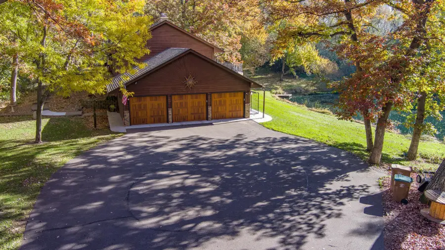 8717 Demontreville Trail N, Lake Elmo, MN 55042 - #3