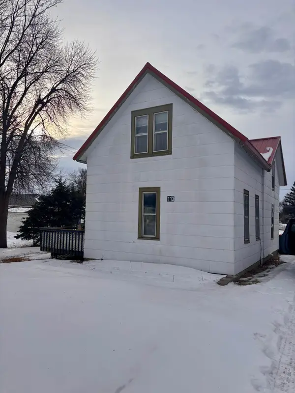 113 E Ash Street, Parkers Prairie, MN 56361