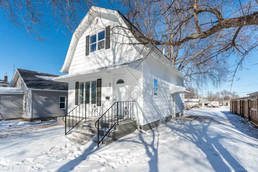 231 E Snelling Avenue, Appleton, MN 56208 - #2