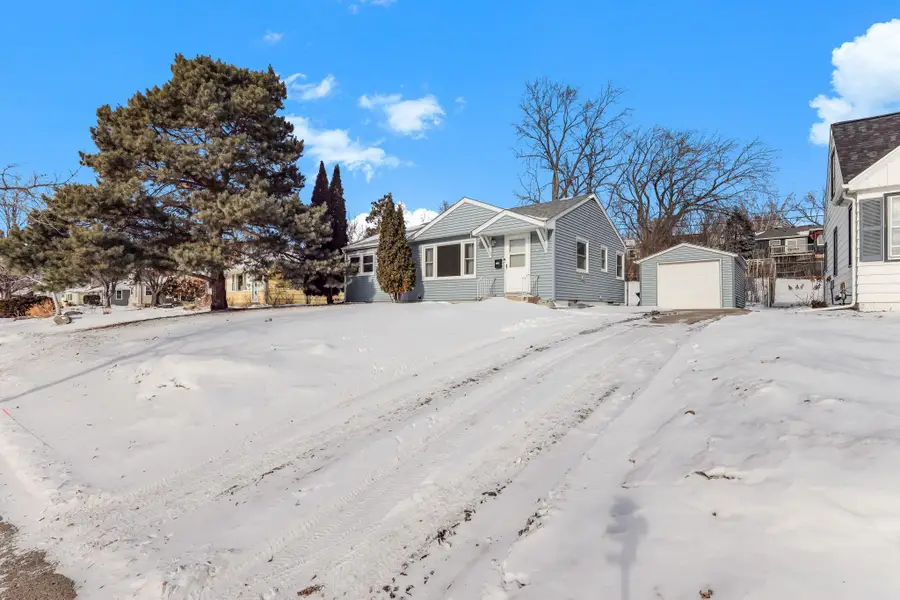 9000 Cedar Lake Road S, Saint Louis Park, MN 55426 - #3