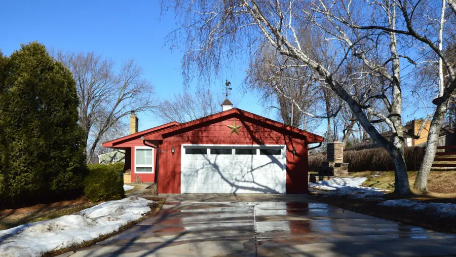 1764 Maryknoll Avenue, Maplewood, MN 55109 - #3