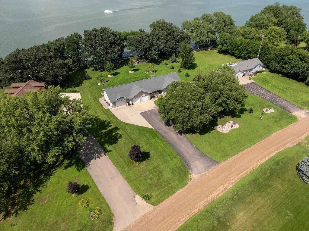 4 S Fox Lake Drive E, Sherburn, MN 56171 - #1