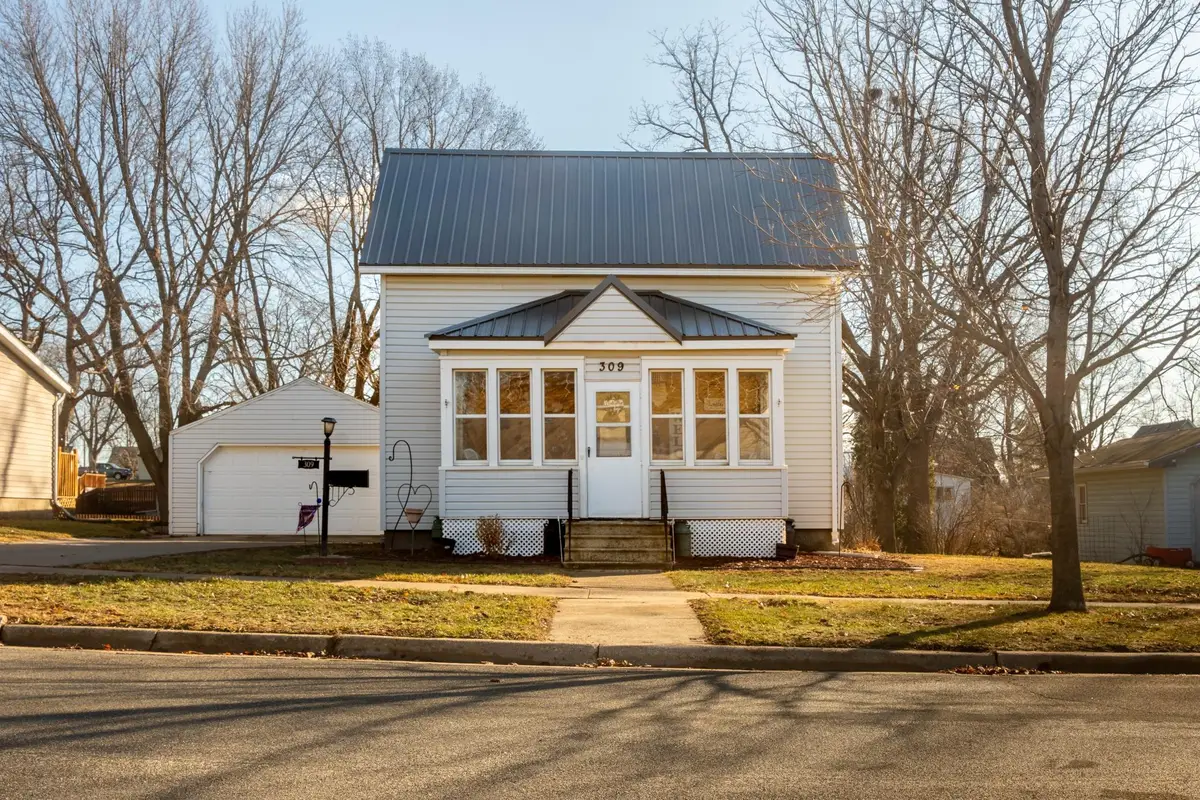 309 Center Avenue, Spring Valley, MN 55975 - #1