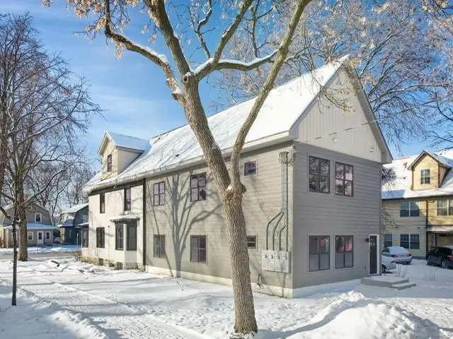1129 8th Street Se, Minneapolis, MN 55414 - #2
