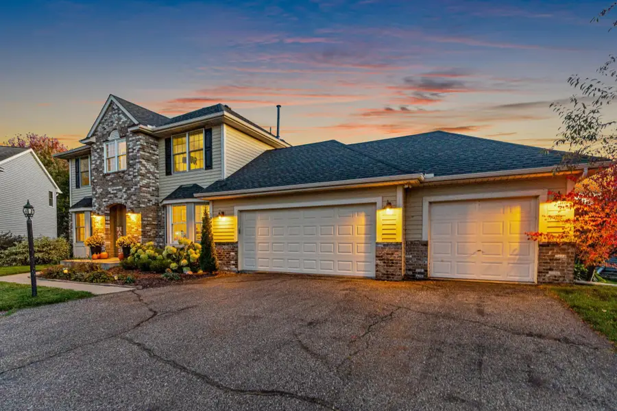 1883 Lochaven Drive, Woodbury, MN 55125 - #3