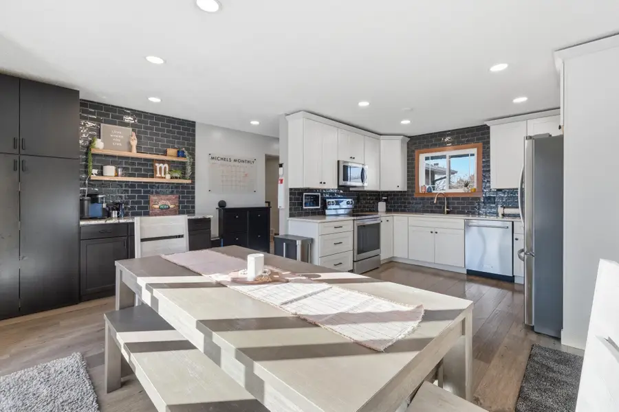 2408 16th Avenue S, Fargo, ND 58103 - #2