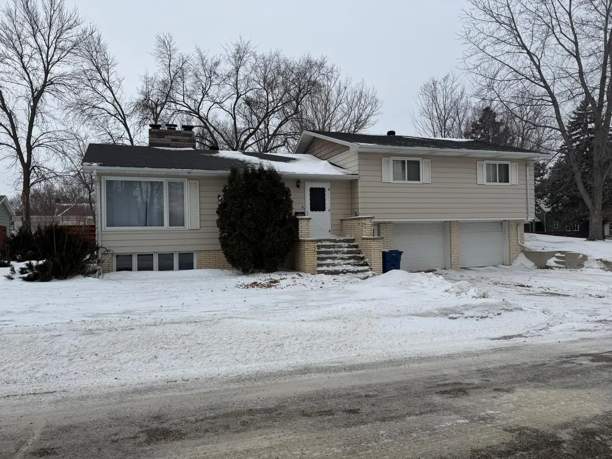 846 Railway Street, Enderlin, ND 58027 - #1