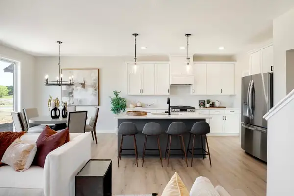 10010 Corral Way, Victoria, MN 55318