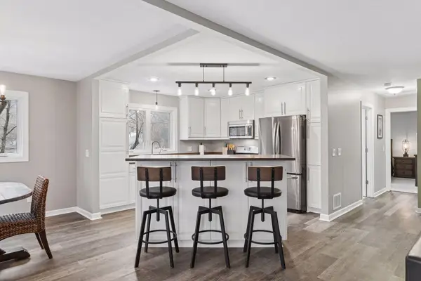 5420 Spring Lane, Minnetonka, MN 55345