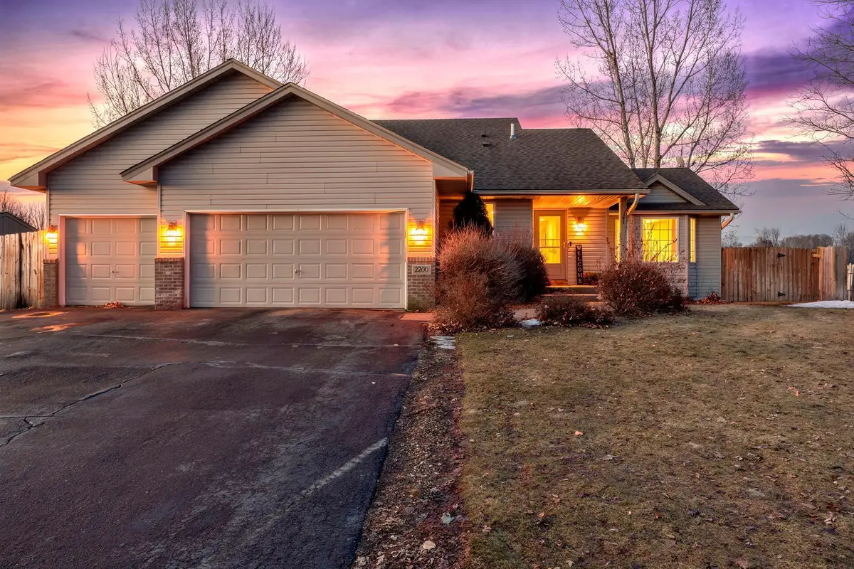 2200 Bridgewater Boulevard S, Cambridge, MN 55008 - #1