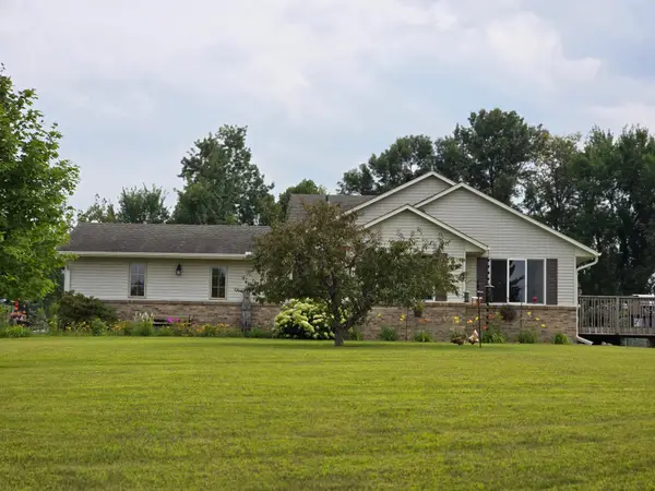 5060 277th Avenue Ne, Isanti, MN 55040