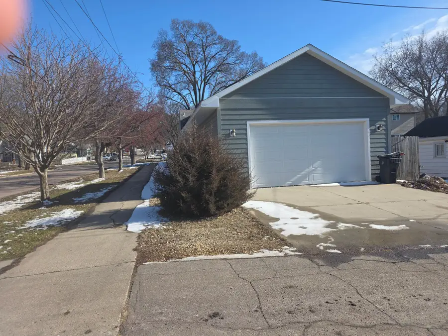 1128 N 5th Street, Mankato, MN 56001 - #2