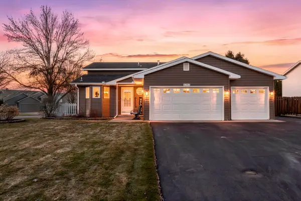 6243 145th Street N, Hugo, MN 55038