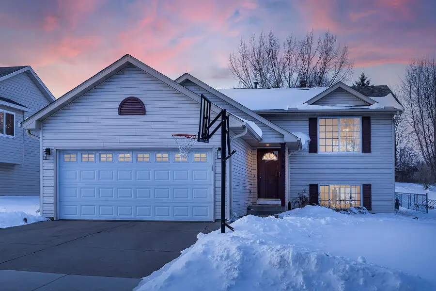 860 Sparrow Road, Waconia, MN 55387 - #2