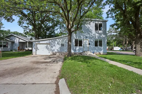 1101 Broadway Avenue S, Sauk Rapids, MN 56379