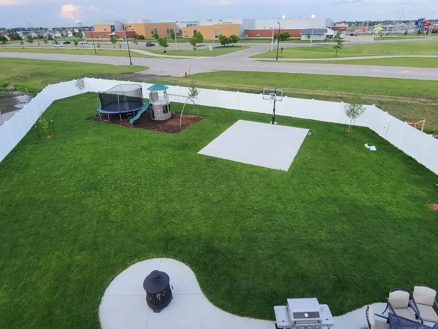 2551 72nd Avenue S, Fargo, ND 58104 - #2