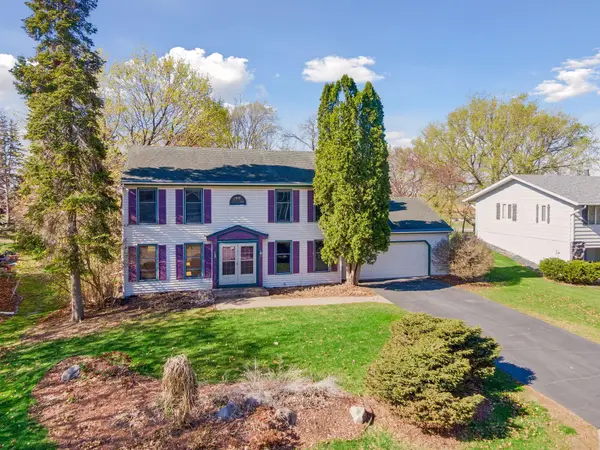 812 Oriole Lane, Chaska, MN 55318