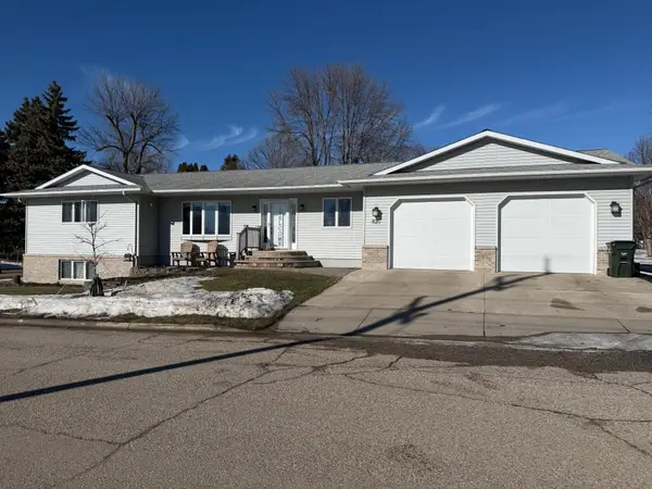 820 3rd Street Se, Elbow Lake, MN 56531