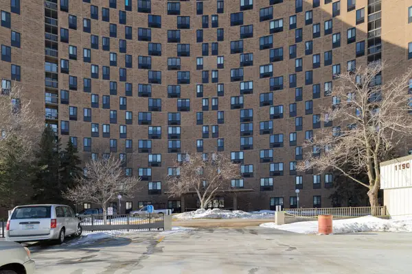 1181 Edgcumbe Road #606, Saint Paul, MN 55105