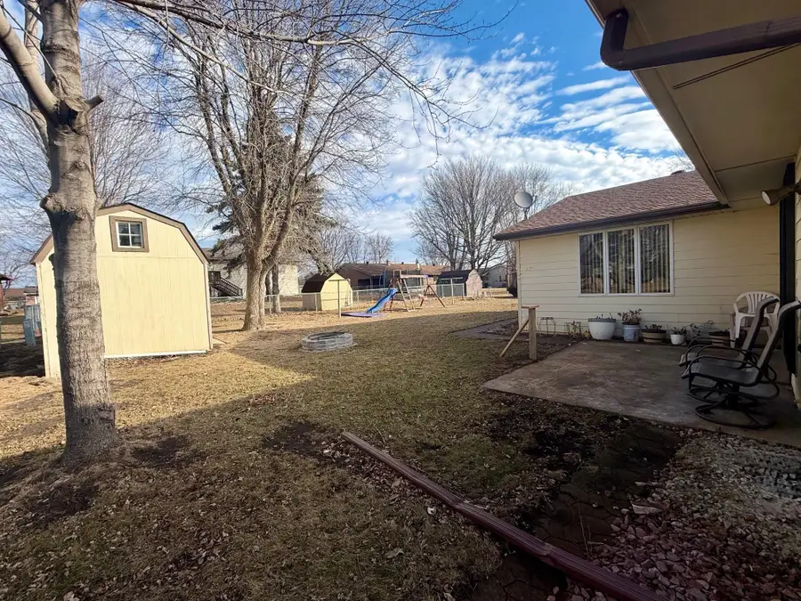 1240 Maplewood Drive, Worthington, MN 56187 - #3