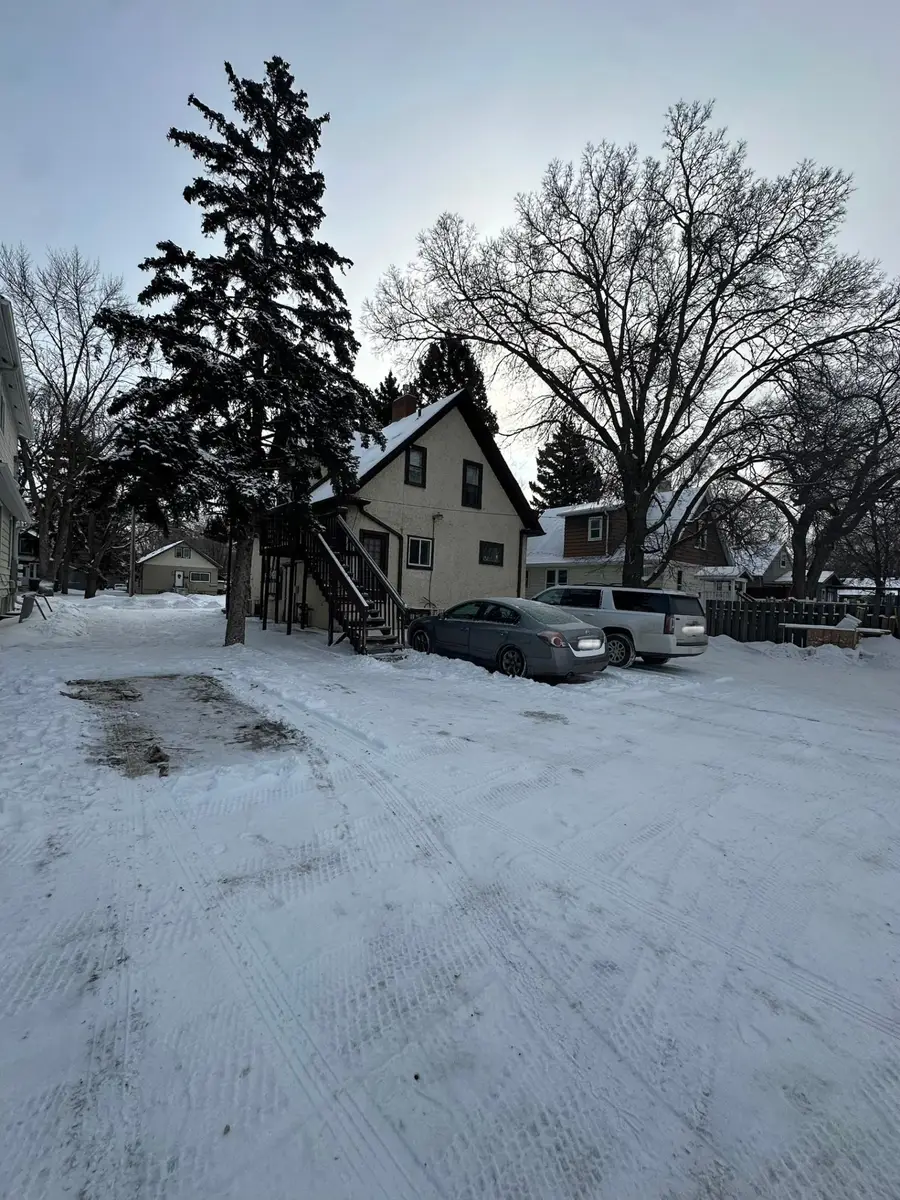 1036 College Street N, Fargo, ND 58102 - #2