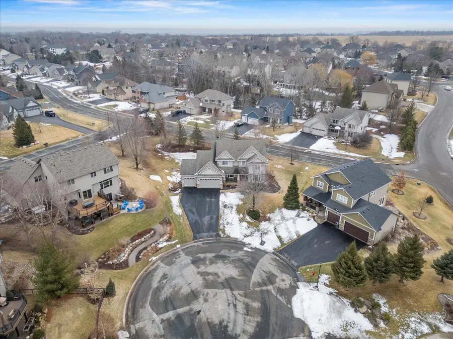 965 Woodview Court, Carver, MN 55315 - #3