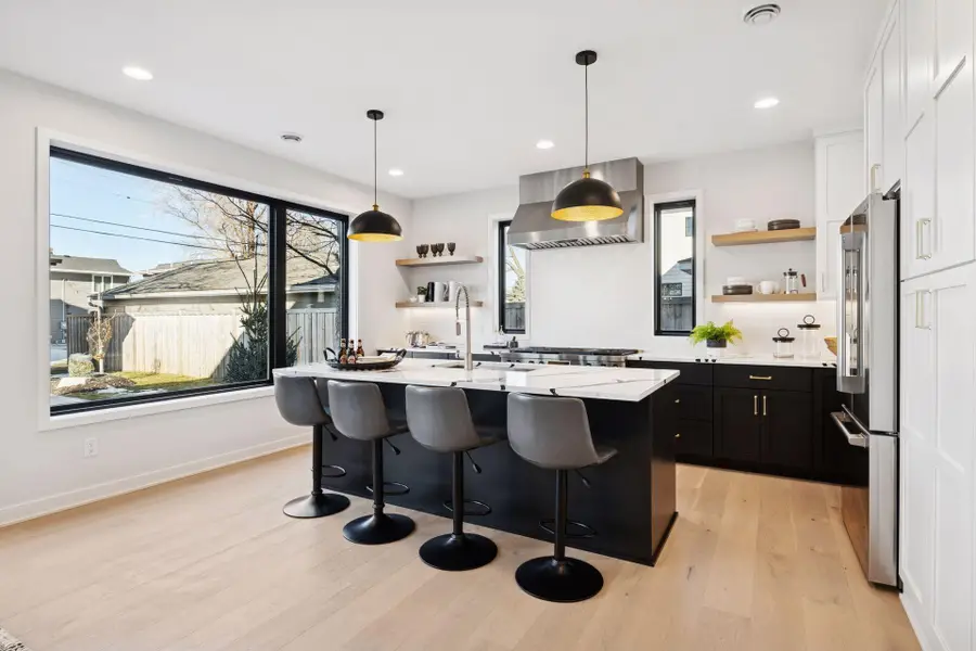 6132 Oaklawn Avenue, Edina, MN 55424 - #2