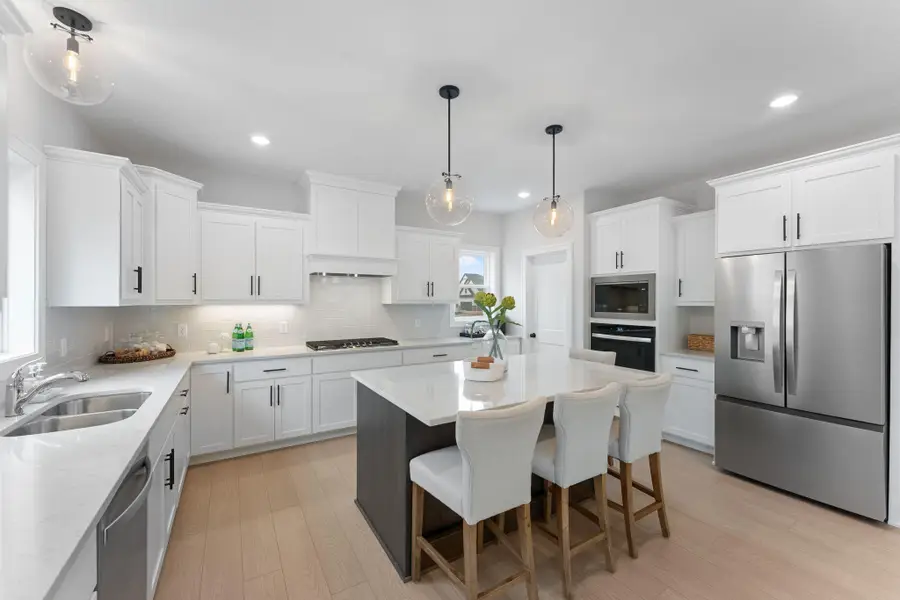 7682 22nd Avenue E, Shakopee, MN 55379 - #3