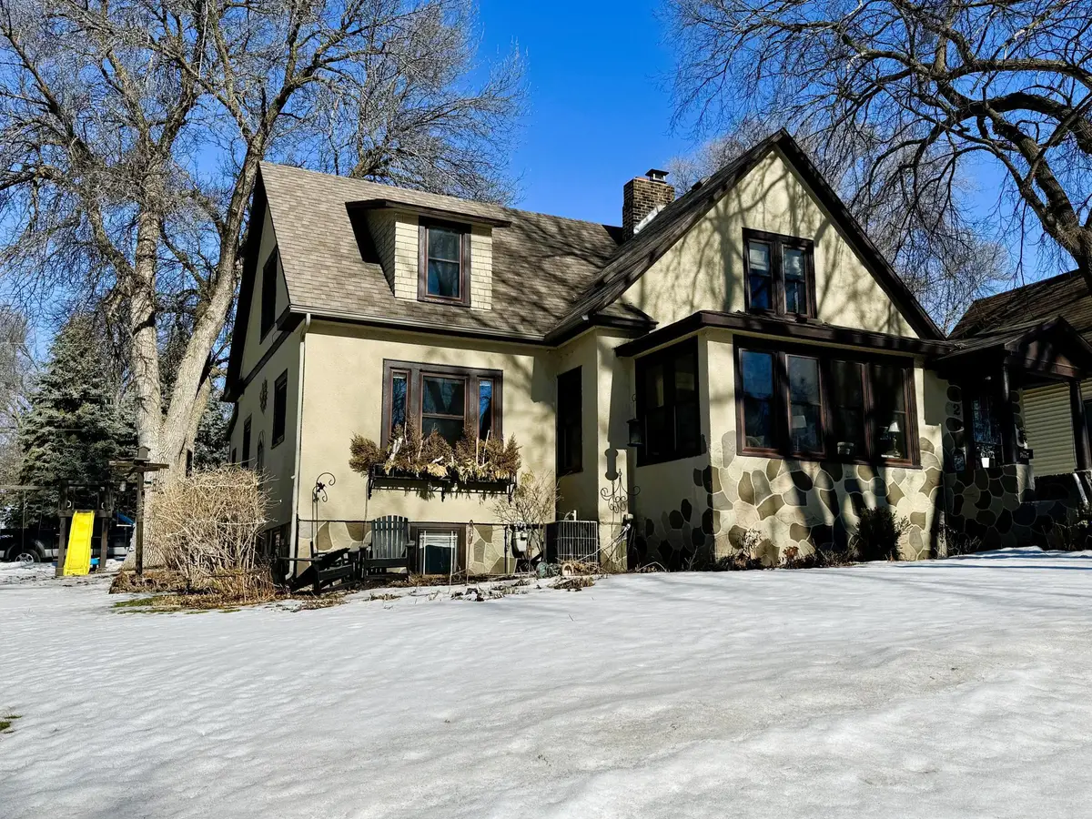 426 W Cherry Avenue, Fergus Falls, MN 56537 - #1